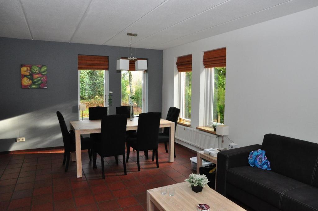 Vakantiepark De Bronzen Eik Sellingen Rom bilde